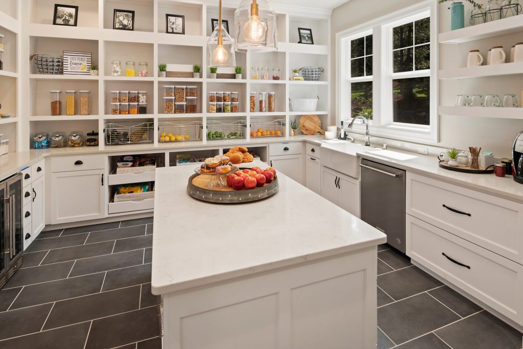 Interior Design by Martita Jara Ferrer   |   Builder <a href="https://mycamdenhome.com/">Camden Homes</a>